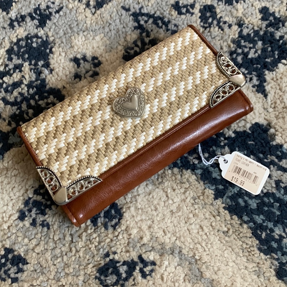 Texas Leather wallet and checkbook holder set. Vintage but unused nice leather